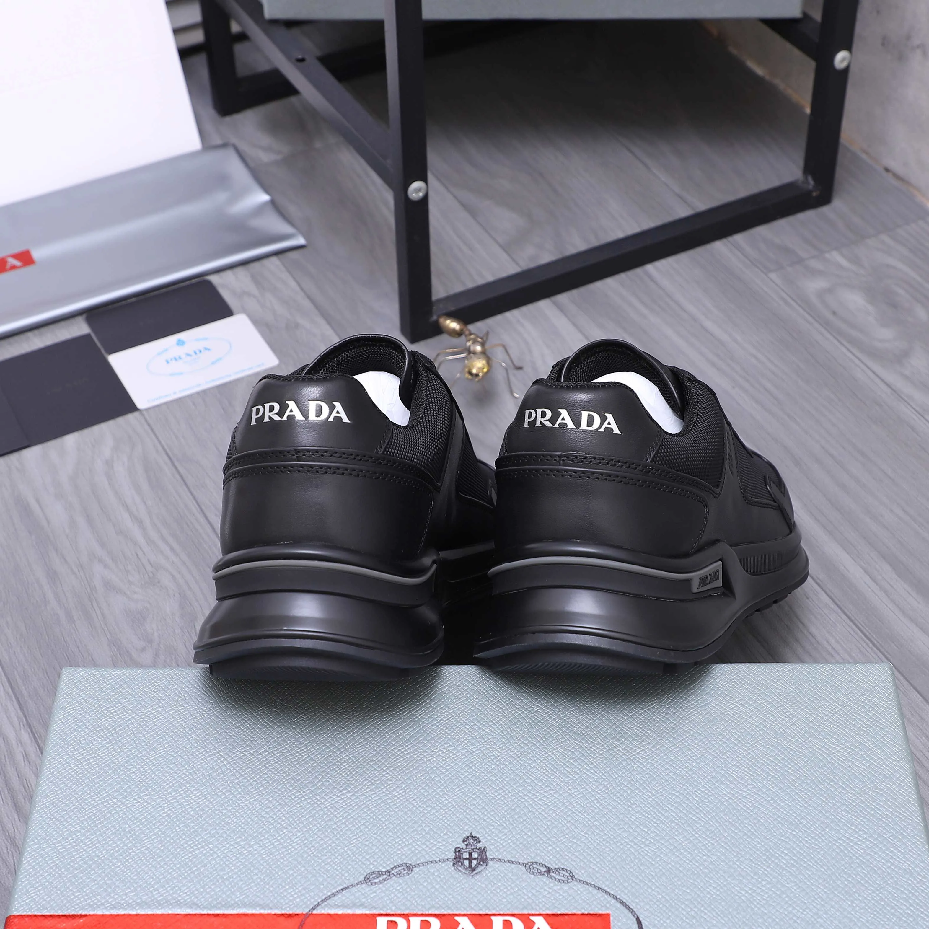 Men's shoes 💰p620 Product trademark: Men's shoes 💰pRADA [Prada] casual shoes, regular size. Size: 38-45 Product materials: selected high-quality cowhide stitching mesh upper mesh lining cowhide insole original rubber outsole